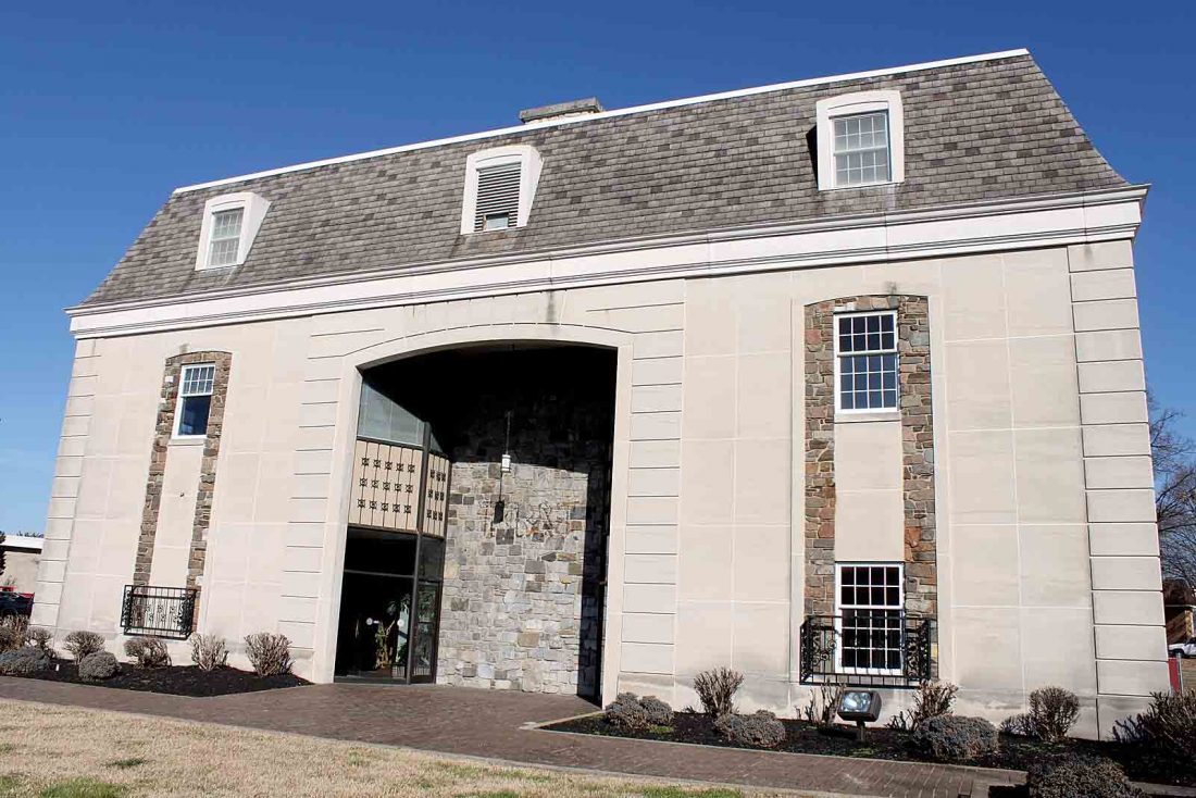 Former bank is now Ravenswood City Hall News, Sports, Jobs News and